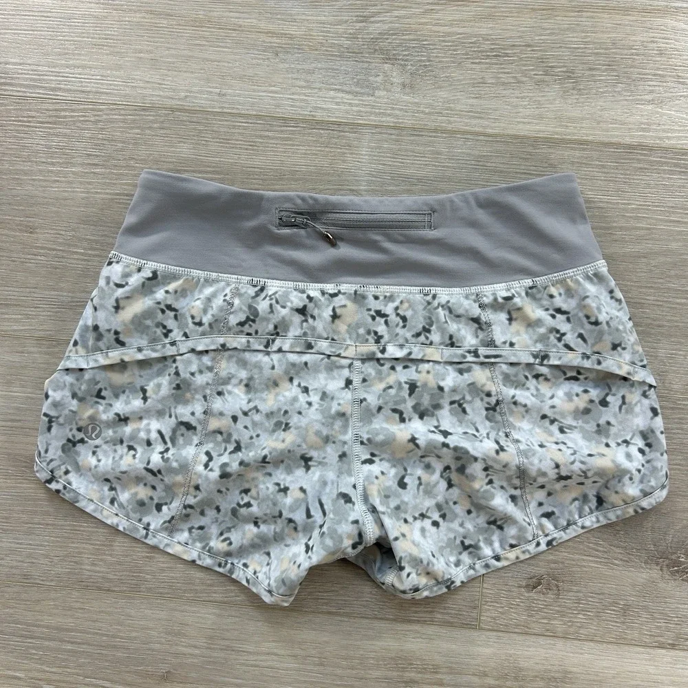 Lululemon Size 2 Low Rise Speed Up 2.5